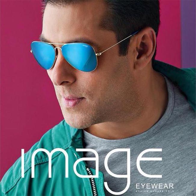Salman Khan reveals first look of his next Kisi Ka Bhai…Kisi Ki Jaan,  thanks fans for their constant support. Watch | Bollywood News - The Indian  Express